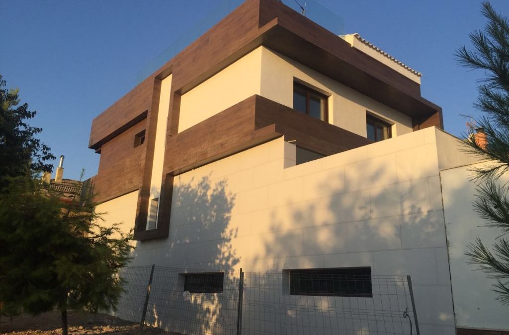 Vivienda unifamiliar en C/Pintor Cerezo Moreno (Jaén)